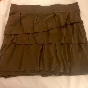 Loft ruffled casual skirt (M)